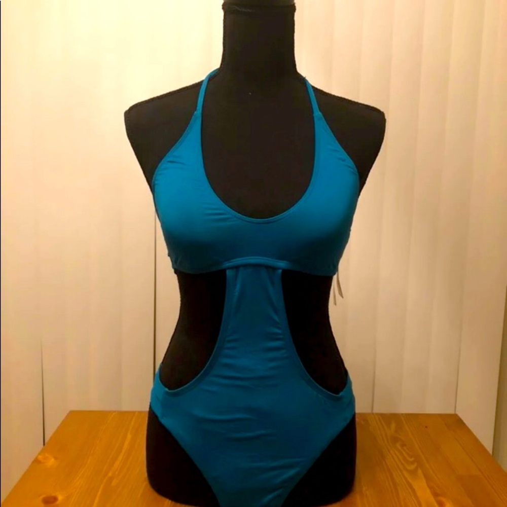 One piece swimsuit